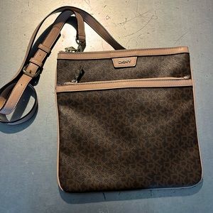 DKNY Crossbody EUC